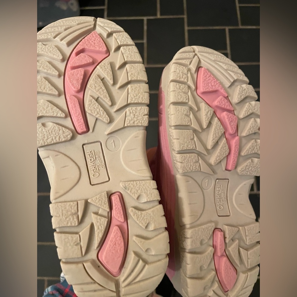 Osh Kosh Snow Boots - Pink